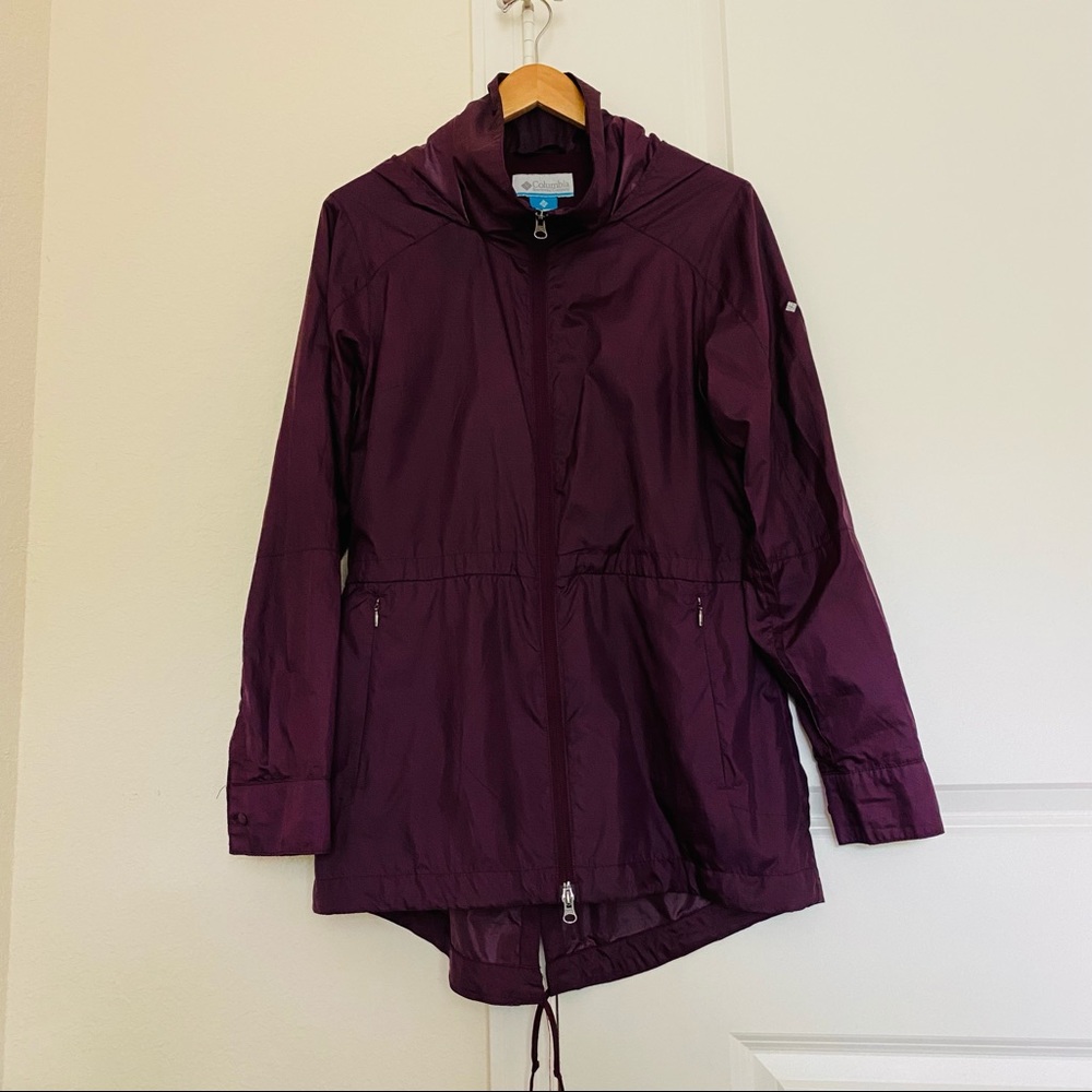 Columbia purple coat jacket w foldable hood